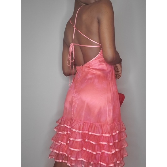 Pink-hued Criss Cross Back Vintage dress - Picture 2 of 6